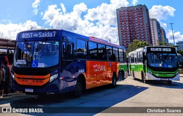 Evanil Transportes e Turismo RJ 132.138 na cidade de Rio de Janeiro, Rio de Janeiro, Brasil, por Christian Soares. Número da foto: #11027172.