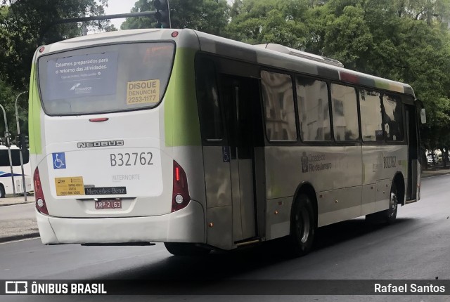 Viação Pavunense B32762 na cidade de Rio de Janeiro, Rio de Janeiro, Brasil, por Rafael Santos. Número da foto: #11028545.