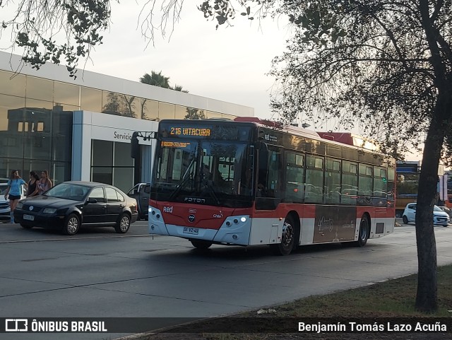 Subus 3065 na cidade de Las Condes, Santiago, Metropolitana de Santiago, Chile, por Benjamín Tomás Lazo Acuña. Número da foto: #11027851.