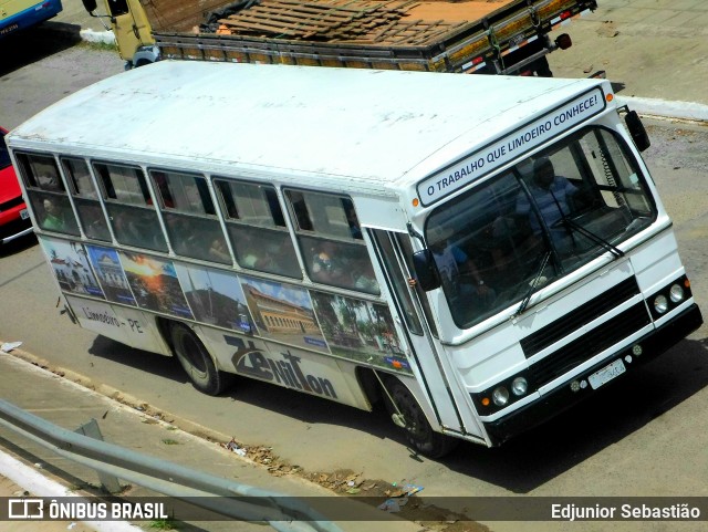 Ônibus Particulares 8404 na cidade de Paudalho, Pernambuco, Brasil, por Edjunior Sebastião. Número da foto: #11029725.