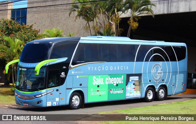 Viação Garcia 84026 na cidade de Apucarana, Paraná, Brasil, por Paulo Henrique Pereira Borges. Número da foto: #11029720.