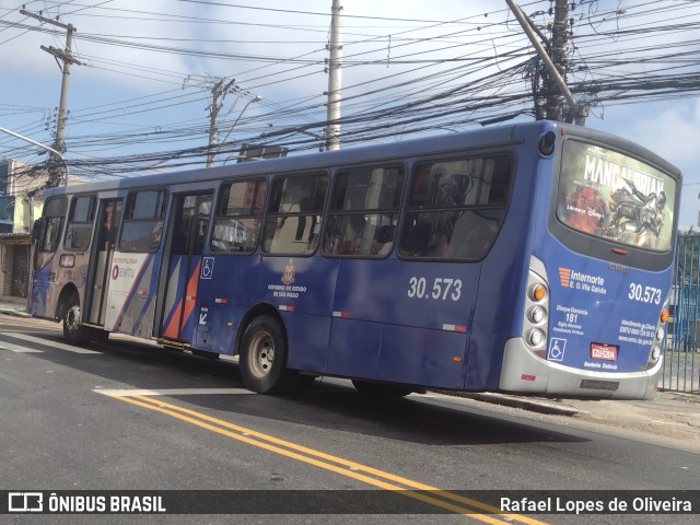Empresa de Ônibus Vila Galvão 30.573 na cidade de Guarulhos, São Paulo, Brasil, por Rafael Lopes de Oliveira. Número da foto: #11030773.