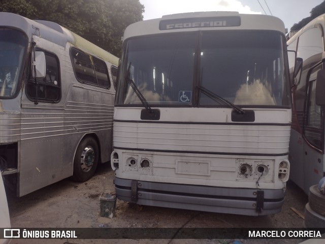 Ônibus Particulares  na cidade de Belo Horizonte, Minas Gerais, Brasil, por MARCELO CORREIA. Número da foto: #11031337.