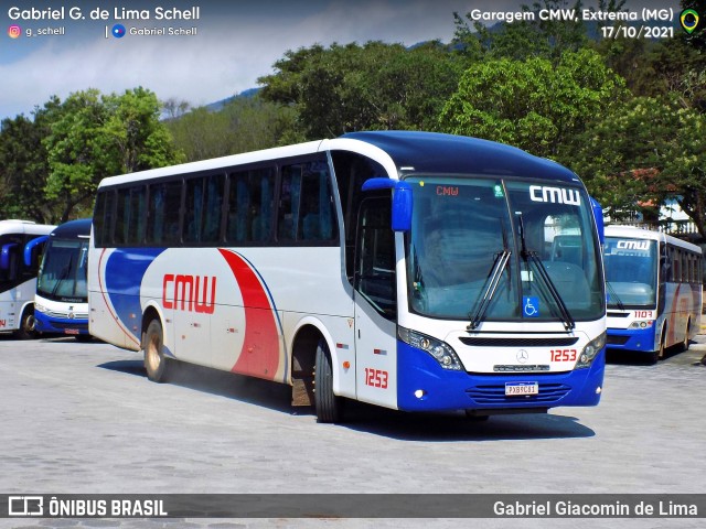 CMW Transportes 1253 na cidade de Extrema, Minas Gerais, Brasil, por Gabriel Giacomin de Lima. Número da foto: #11034966.
