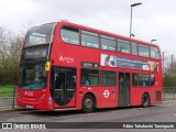 Arriva T43 na cidade de Croydon, Greater London, Inglaterra, por Fábio Takahashi Tanniguchi. ID da foto: :id.