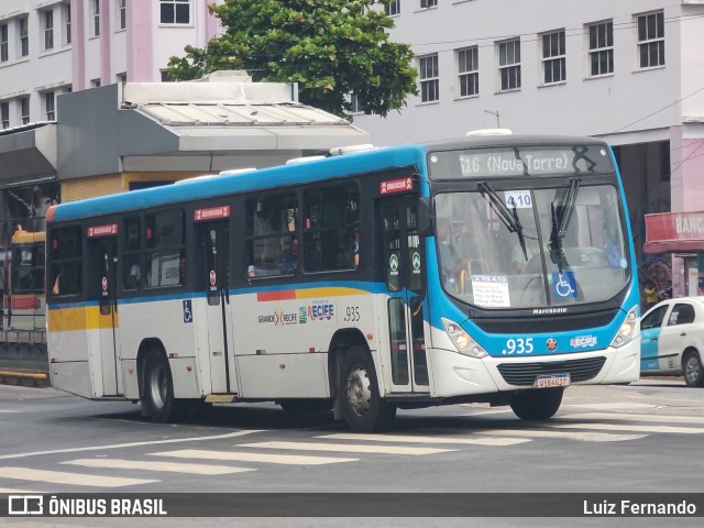 Empresa Pedrosa 935 na cidade de Recife, Pernambuco, Brasil, por Luiz Fernando. ID da foto: 11036656.