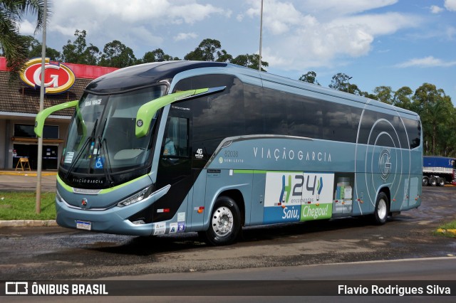 Viação Garcia 82038 na cidade de Ourinhos, São Paulo, Brasil, por Flavio Rodrigues Silva. Número da foto: #11035813.