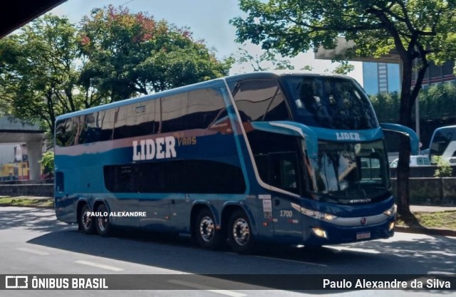 Líder Vans 1700 na cidade de Belo Horizonte, Minas Gerais, Brasil, por Paulo Alexandre da Silva. Número da foto: #11040320.