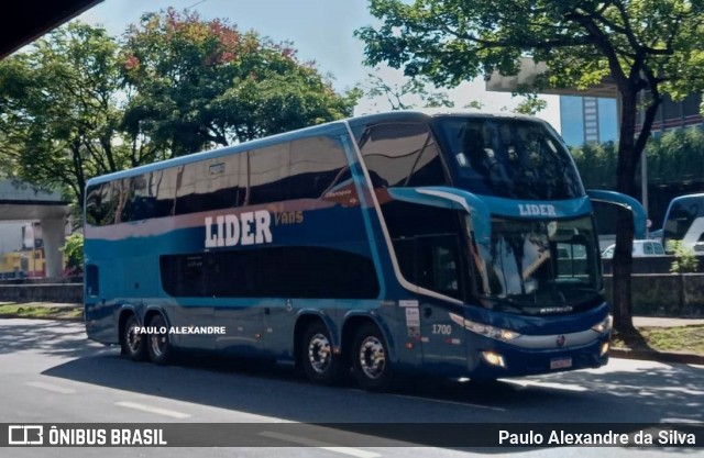 Líder Vans 1700 na cidade de Belo Horizonte, Minas Gerais, Brasil, por Paulo Alexandre da Silva. ID da foto: 11040320.