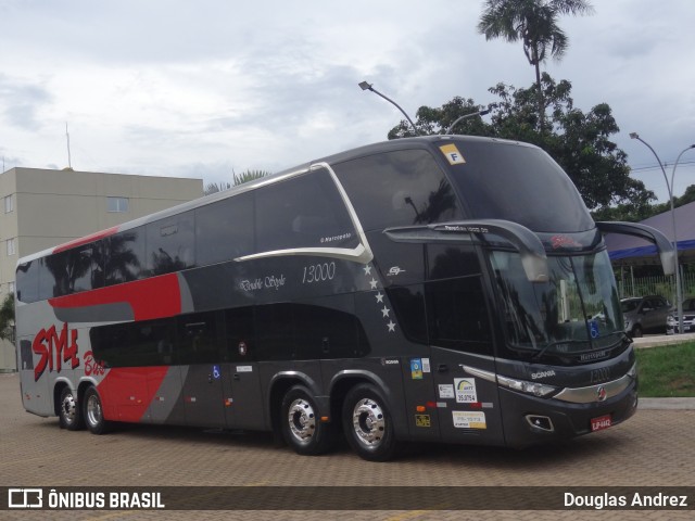 Style Bus 13000 na cidade de Trindade, Goiás, Brasil, por Douglas Andrez. Número da foto: #11040556.