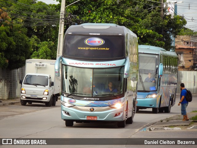 Irmãos Rocha Turismo 2015 na cidade de Jaboatão dos Guararapes, Pernambuco, Brasil, por Daniel Cleiton  Bezerra. Número da foto: #11039089.
