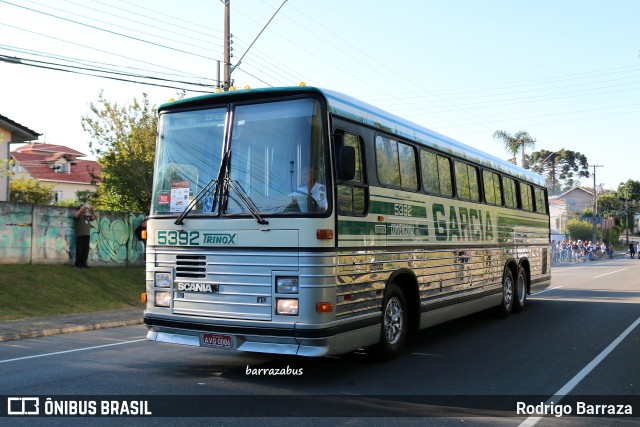 Viação Garcia 5392 na cidade de Curitiba, Paraná, Brasil, por Rodrigo Barraza. ID da foto: 11042838.