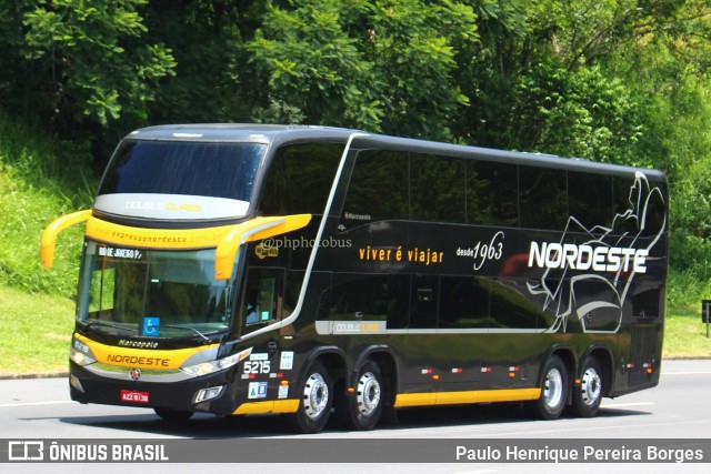 Expresso Nordeste 5215 na cidade de Piraí, Rio de Janeiro, Brasil, por Paulo Henrique Pereira Borges. ID da foto: 11045865.