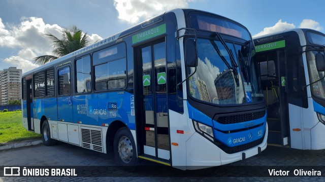 Viação Nossa Senhora das Graças A71555 na cidade de Rio de Janeiro, Rio de Janeiro, Brasil, por Victor  Oliveira. Número da foto: #11045474.