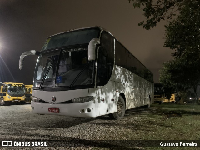 Ônibus Particulares  na cidade de Itapeva, São Paulo, Brasil, por Gustavo Ferreira. Número da foto: #11043902.