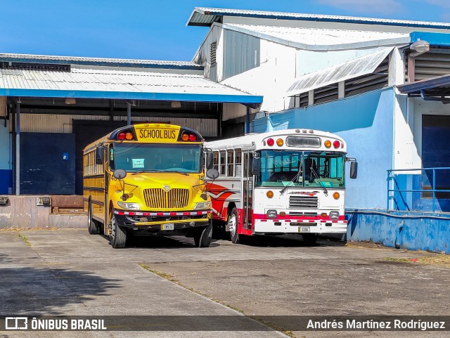 Autobuses sin identificación - Costa Rica 00 na cidade de La Uruca, San José, San José, Costa Rica, por Andrés Martínez Rodríguez. Número da foto: #11048317.