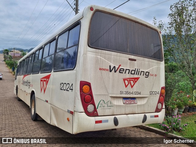 Wendling Transportes Coletivos 12024 na cidade de Marques de Souza, Rio Grande do Sul, Brasil, por Igor Scherner. ID da foto: 11046484.