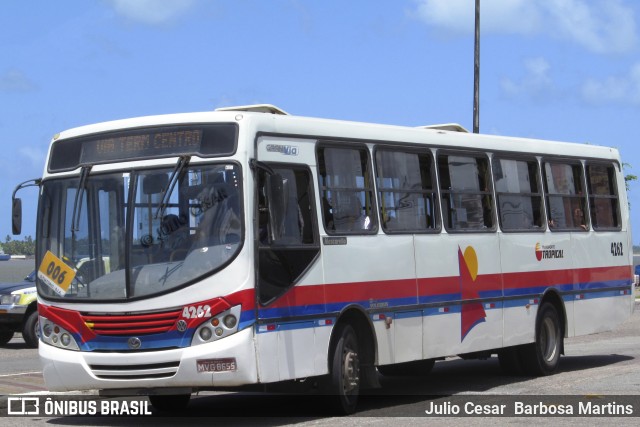 Transporte Tropical 4262 na cidade de Aracaju, Sergipe, Brasil, por Julio Cesar  Barbosa Martins. Número da foto: #11046578.