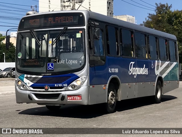 Auto Ônibus Fagundes RJ 101.186 na cidade de Niterói, Rio de Janeiro, Brasil, por Luiz Eduardo Lopes da Silva. ID da foto: 11049806.