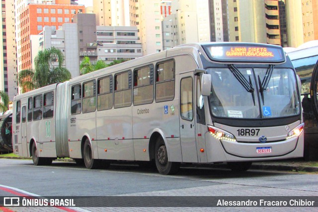Viação Santo Ângelo 18R97 na cidade de Curitiba, Paraná, Brasil, por Alessandro Fracaro Chibior. Número da foto: #11049111.
