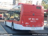 STU Santiago Transporte Urbano SPBS65 na cidade de Las Condes, Santiago, Metropolitana de Santiago, Chile, por Benjamín Tomás Lazo Acuña. ID da foto: :id.