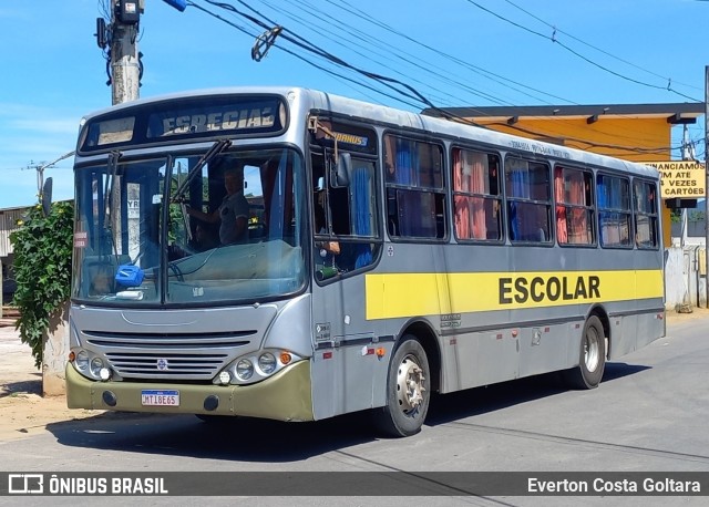 Escolares MTI8E65 na cidade de Cariacica, Espírito Santo, Brasil, por Everton Costa Goltara. Número da foto: #11051450.