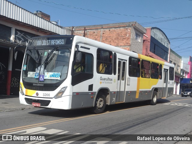 Viação Campo dos Ouros 3266 na cidade de Guarulhos, São Paulo, Brasil, por Rafael Lopes de Oliveira. Número da foto: #11051243.