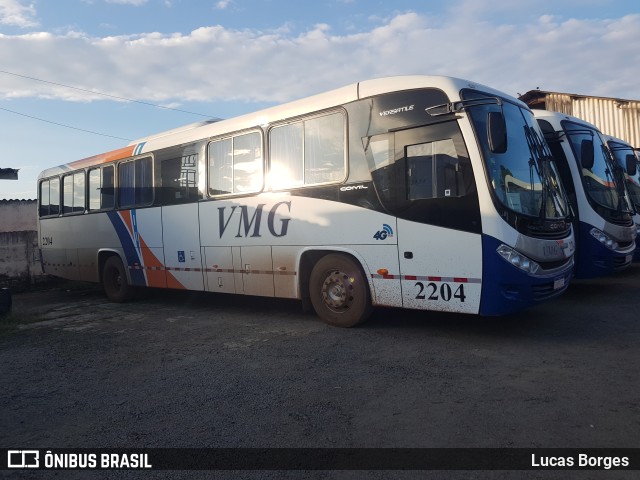 VMG - Viação Minas Gerais 2204 na cidade de Araxá, Minas Gerais, Brasil, por Lucas Borges . Número da foto: #11055740.