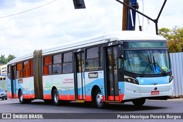 Auto Omnibus Floramar 12 na cidade de Belo Horizonte, Minas Gerais, Brasil, por Paulo Henrique Pereira Borges. Número da foto: #11054604.