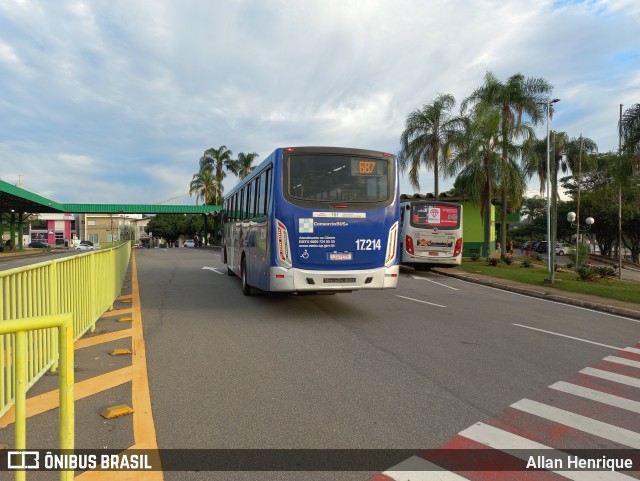 Transportes Capellini 17.214 na cidade de Vinhedo, São Paulo, Brasil, por Allan Henrique. Número da foto: #11056718.