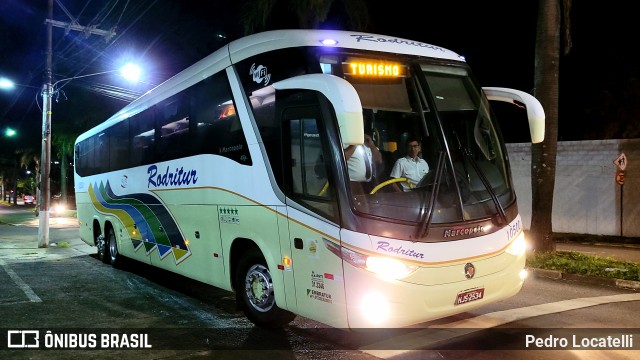 Rodritur 10500 na cidade de São José do Rio Pardo, São Paulo, Brasil, por Pedro Locatelli. Número da foto: #11056572.
