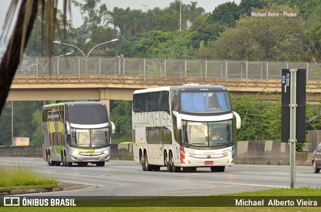 Auto Viação Catarinense 3698 na cidade de Barueri, São Paulo, Brasil, por Michael  Alberto Vieira. Número da foto: #11057650.