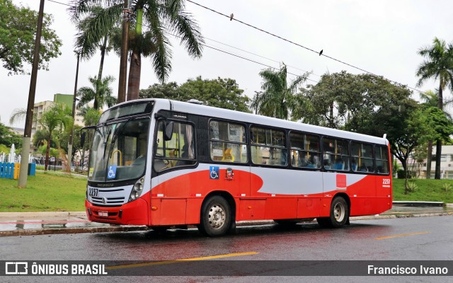 Viação Sorriso de Marília 2237 na cidade de Marília, São Paulo, Brasil, por Francisco Ivano. Número da foto: #11058476.