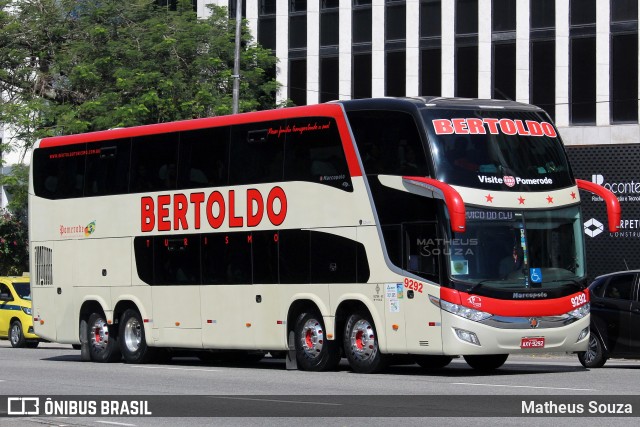 Bertoldo Turismo e Excursões 9292 na cidade de Rio de Janeiro, Rio de Janeiro, Brasil, por Matheus Souza. ID da foto: 11061594.