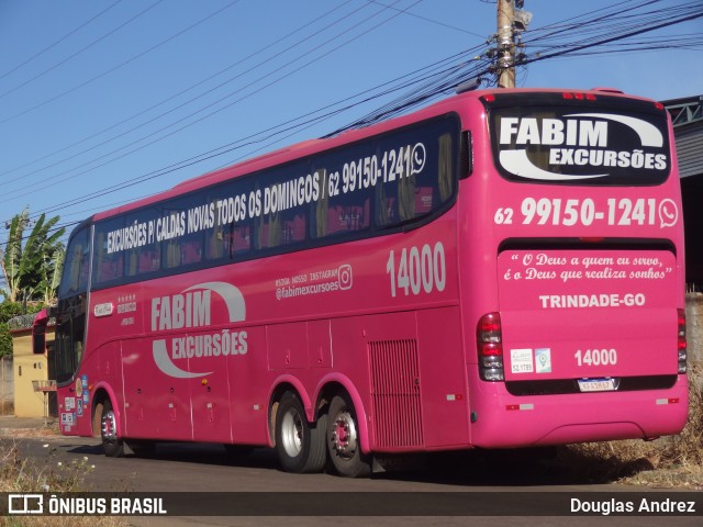 Fabim Excursões 14000 na cidade de Trindade, Goiás, Brasil, por Douglas Andrez. Número da foto: #11059762.