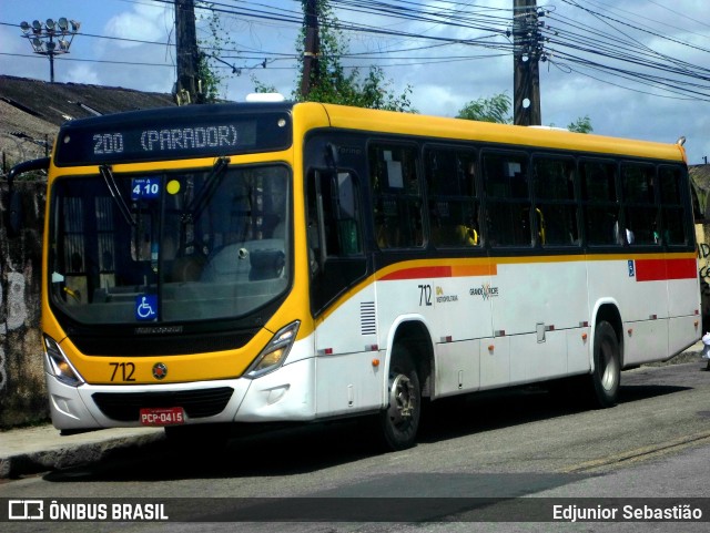 Empresa Metropolitana 712 na cidade de Recife, Pernambuco, Brasil, por Edjunior Sebastião. ID da foto: 11063710.