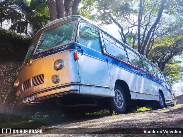 Ônibus Particulares 1J94 na cidade de São Paulo, São Paulo, Brasil, por Vanderci Valentim. Número da foto: #11061718.
