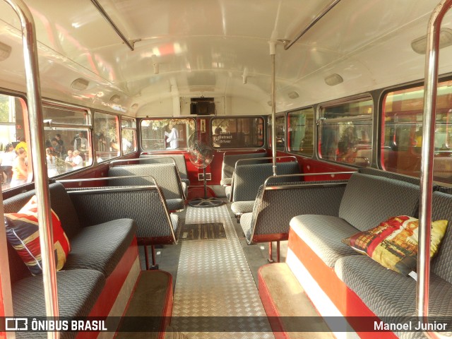 London Transport RM1571 na cidade de Aparecida, São Paulo, Brasil, por Manoel Junior. Número da foto: #11063734.