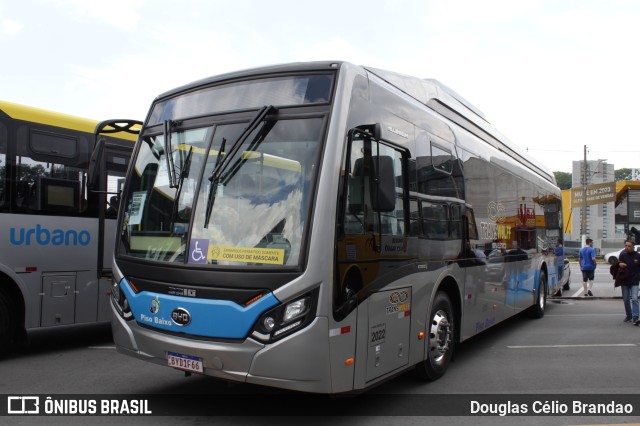Transwolff Transportes e Turismo 1F66 na cidade de Barueri, São Paulo, Brasil, por Douglas Célio Brandao. Número da foto: #11067632.