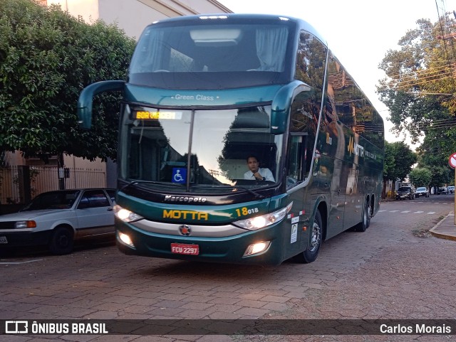 Viação Motta 18018 na cidade de Presidente Venceslau, São Paulo, Brasil, por Carlos Morais. Número da foto: #11069615.
