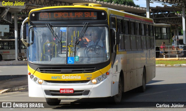 HP Transportes Coletivos 20439 na cidade de Aparecida de Goiânia, Goiás, Brasil, por Carlos Júnior. Número da foto: #11071836.