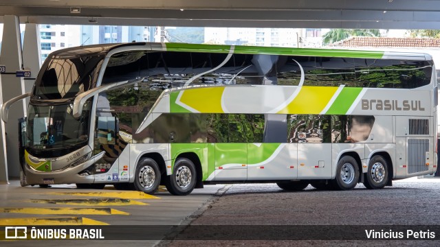 Brasil Sul Linhas Rodoviárias 3628 na cidade de Joinville, Santa Catarina, Brasil, por Vinicius Petris. Número da foto: #11071532.