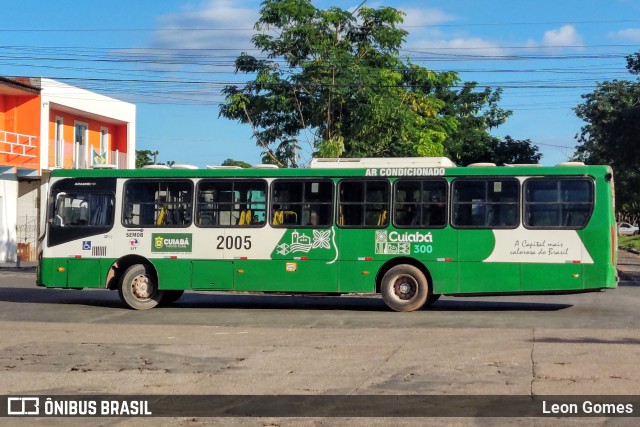 Rápido Cuiabá Transporte Urbano 2005 na cidade de Cuiabá, Mato Grosso, Brasil, por Leon Gomes. Número da foto: #11072230.