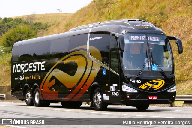Expresso Nordeste 5240 na cidade de Piraí, Rio de Janeiro, Brasil, por Paulo Henrique Pereira Borges. Número da foto: #11074335.