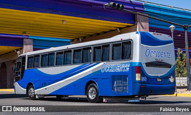 AdeO - Autobuses de Occidente 50 na cidade de Morelia, Michoacán, México, por Fabián Reyes. Número da foto: #11072606.