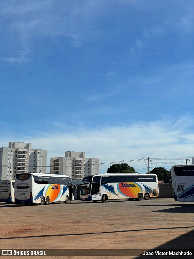 Viação Juína GARAGEM CUIABA na cidade de Cuiabá, Mato Grosso, Brasil, por Joao Victor Machhado. Número da foto: #11072801.