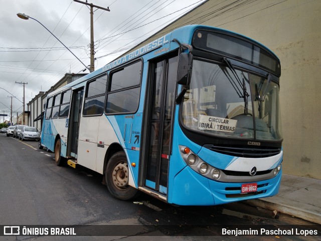 Ônibus Particulares  na cidade de Ibirá, São Paulo, Brasil, por Benjamim Paschoal Lopes. ID da foto: 11075566.