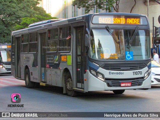 São Dimas Transportes 11070 na cidade de Belo Horizonte, Minas Gerais, Brasil, por Henrique Alves de Paula Silva. Número da foto: #11076631.