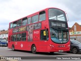 Arriva DW209 na cidade de Romford, Essex, Inglaterra, por Fábio Takahashi Tanniguchi. ID da foto: :id.