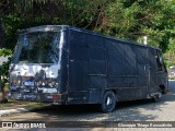 Ônibus Particulares 002 na cidade de Praia Grande, São Paulo, Brasil, por Giuseppe Thiago Russodivito. Número da foto: #11079412.